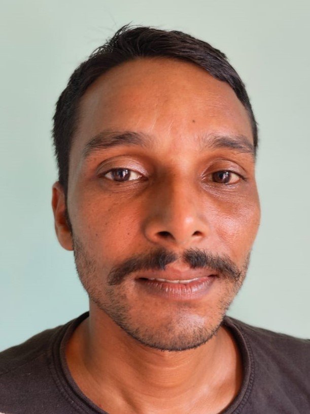 Dolan-sunyoga-teacher