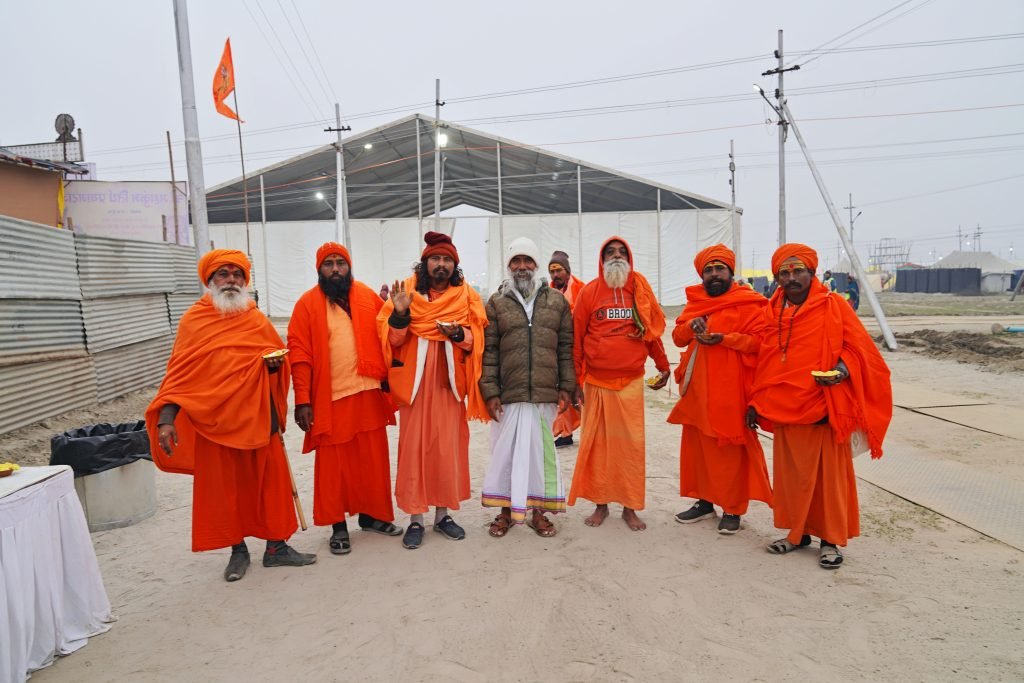 Vadodara-saints-maha-kumbh-team
