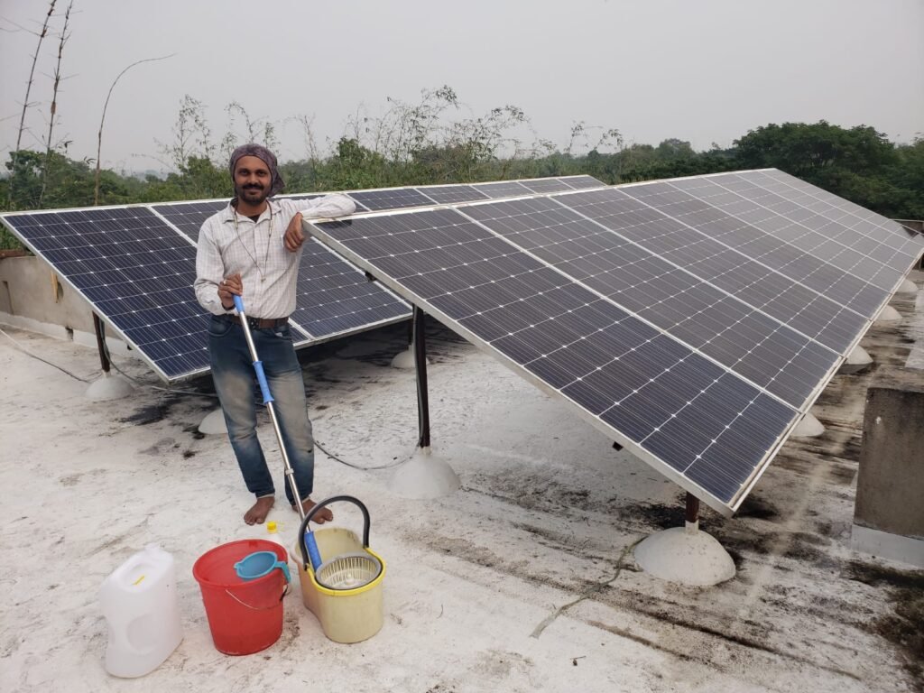solar-panel-cleaning